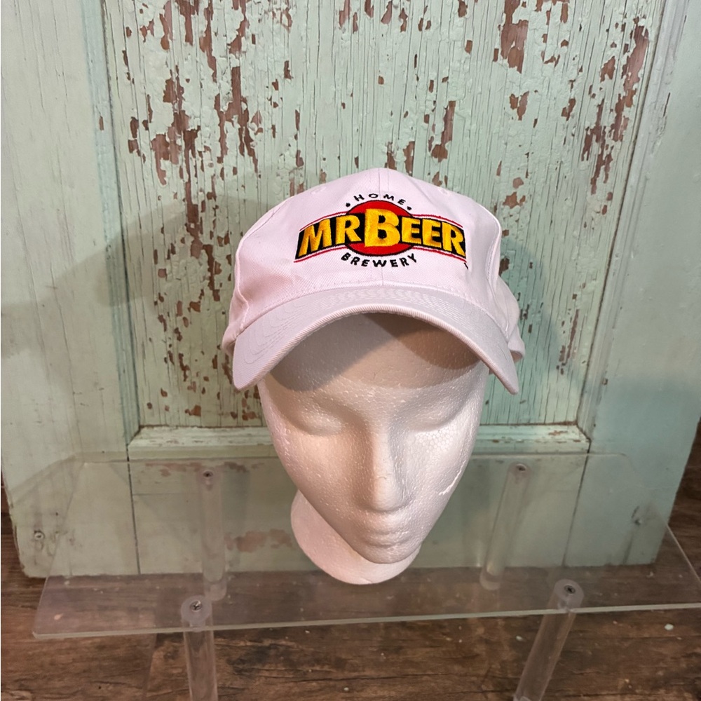 White Mr. Beer Brewery Cap